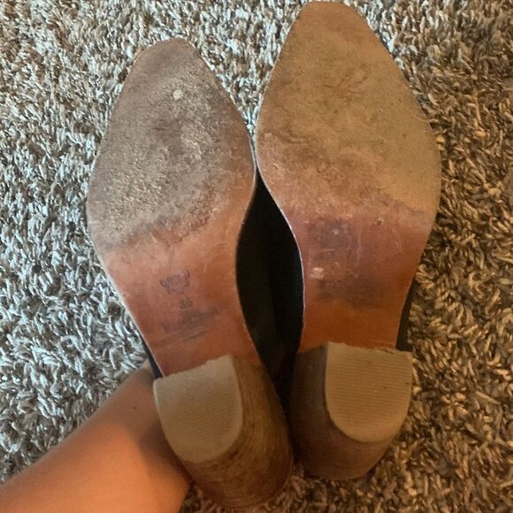 Free people black suede-leather heeled mules, size 38. - Picture 6 of 7